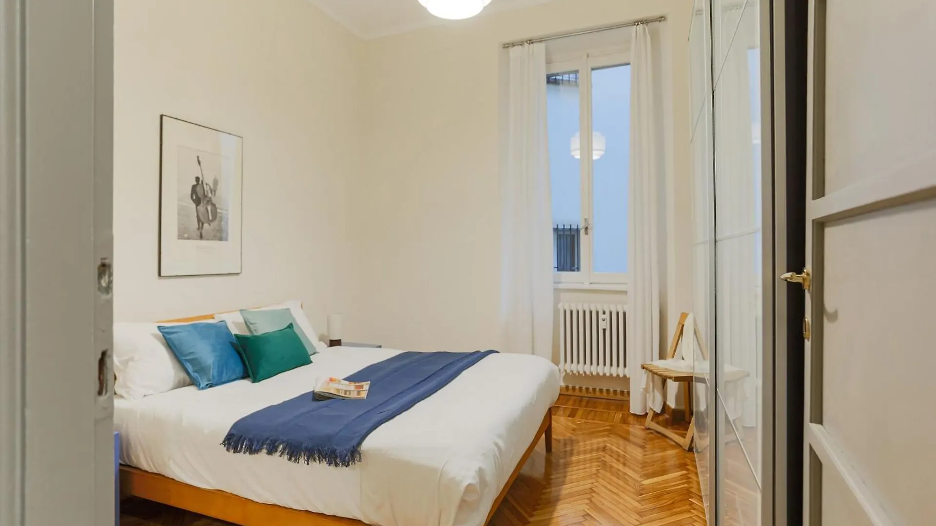 The Best Rent - Bright One Bedroom Apartment With Balcony In Moscova Milano